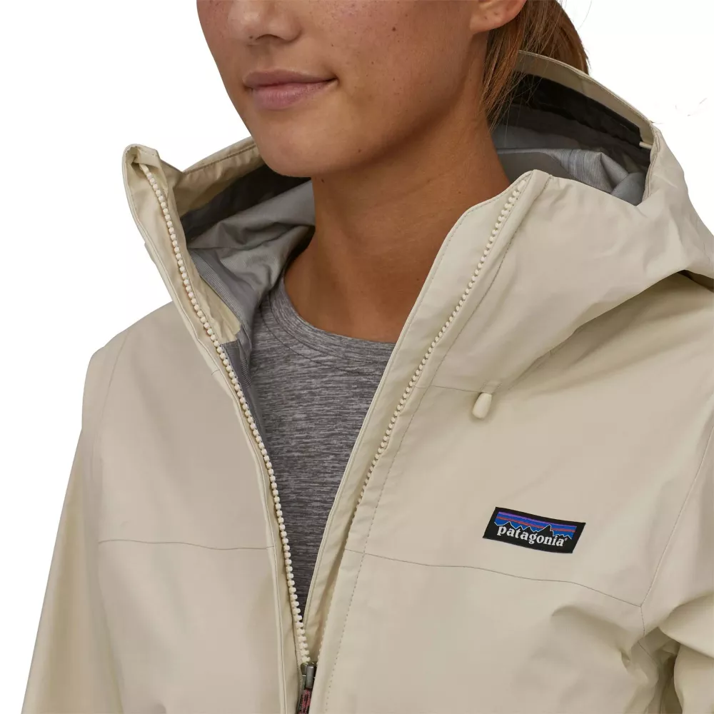 White patagonia jacket on sale